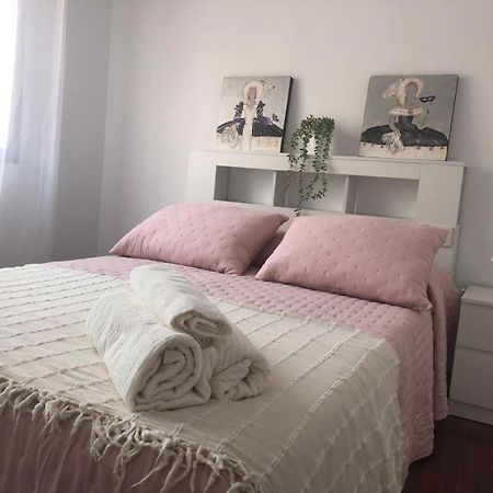 Apartamento Xacobe Grove, 120 Metros Totalmente Equipado, Luminoso, Centrico Y Con Plaza De Garaje O Grove Esterno foto