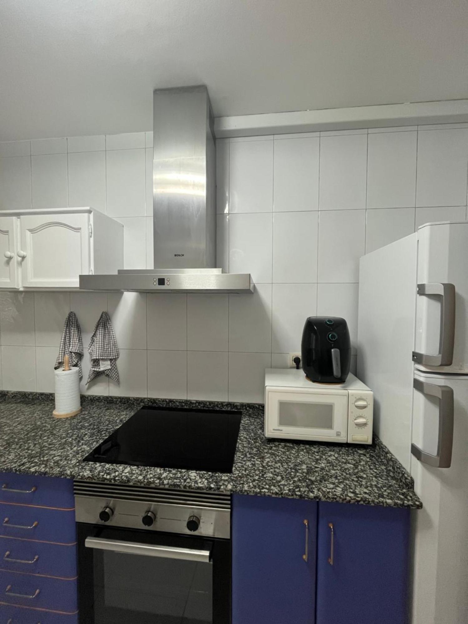 Apartamento Xacobe Grove, 120 Metros Totalmente Equipado, Luminoso, Centrico Y Con Plaza De Garaje O Grove Esterno foto