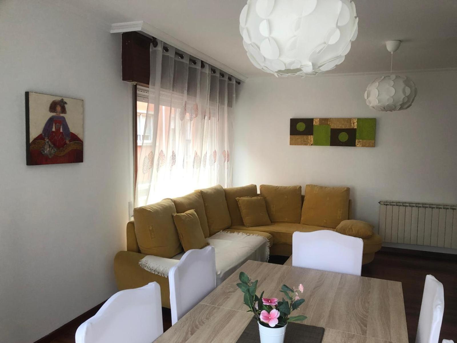 Apartamento Xacobe Grove, 120 Metros Totalmente Equipado, Luminoso, Centrico Y Con Plaza De Garaje O Grove Esterno foto